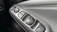 Nissan Juke 1.0 DiG-T 114 Tekna 5dr Petrol Hatchback